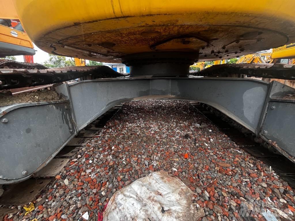 Komatsu PC 138 US Гусеничні екскаватори