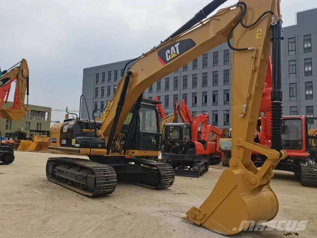 CAT 320 D Гусеничні екскаватори
