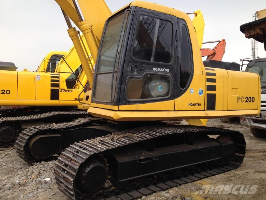 Komatsu PC200-6 Гусеничні екскаватори