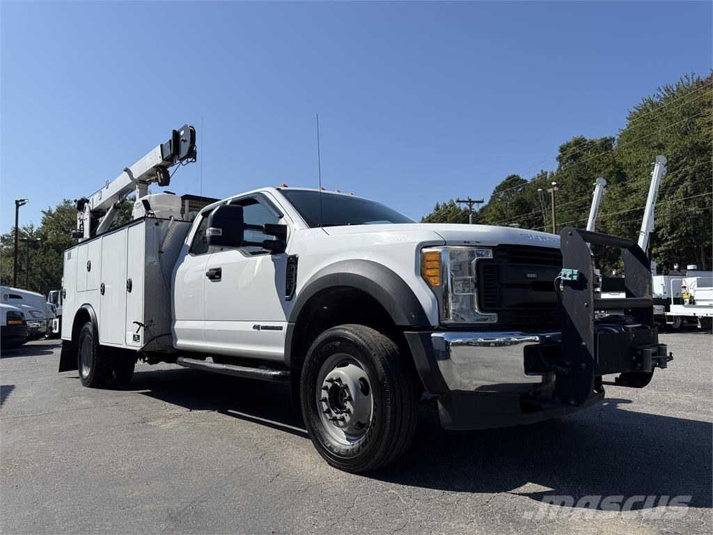 Ford F550 Комунальні автомобілі / автомобілі загального призначення