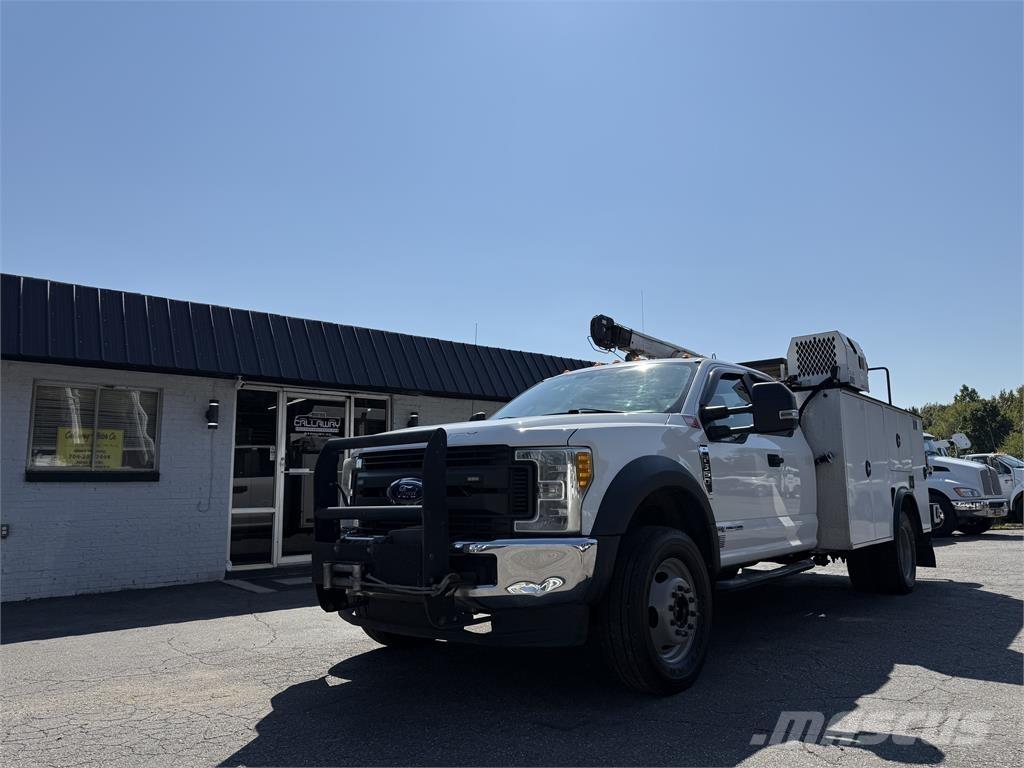 Ford F550 Комунальні автомобілі / автомобілі загального призначення