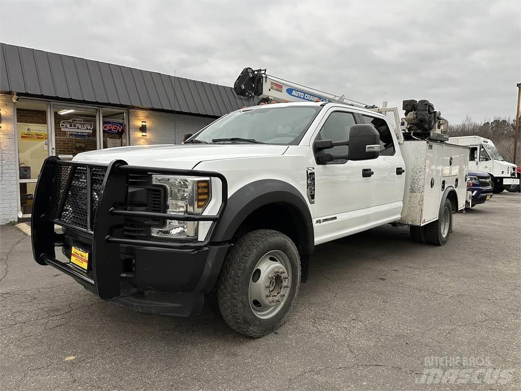 Ford F550 Комунальні автомобілі / автомобілі загального призначення