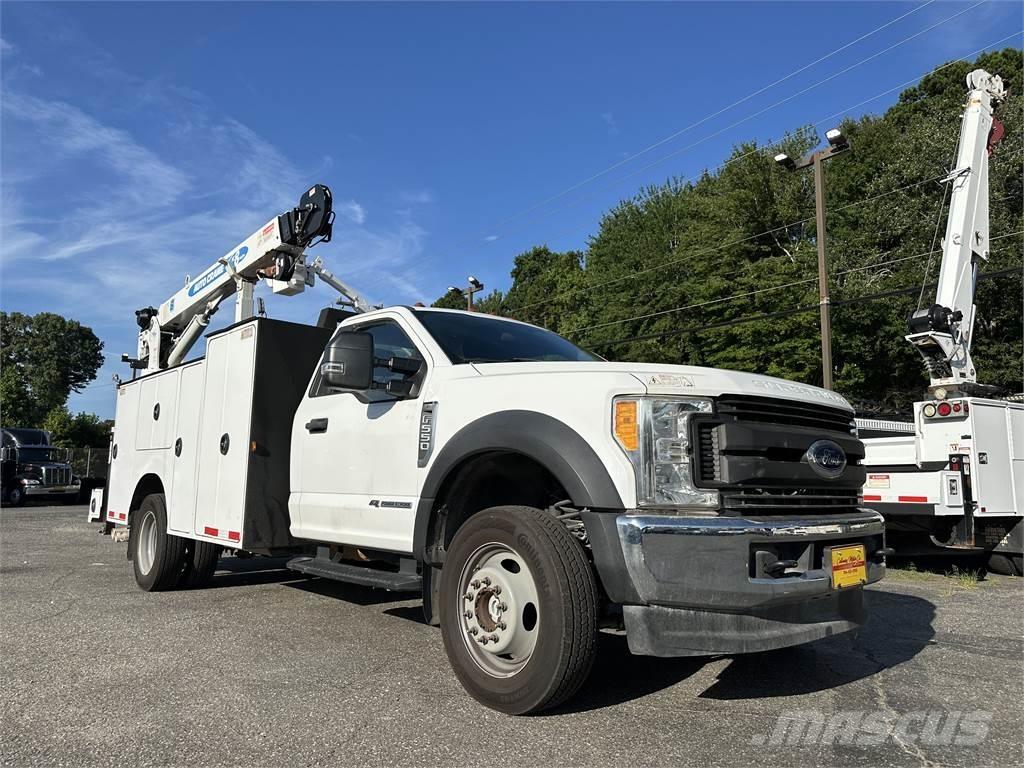 Ford F550 Комунальні автомобілі / автомобілі загального призначення
