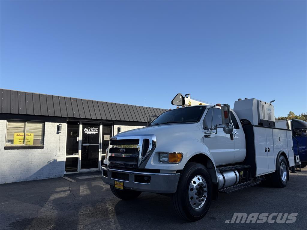 Ford F750 Комунальні автомобілі / автомобілі загального призначення