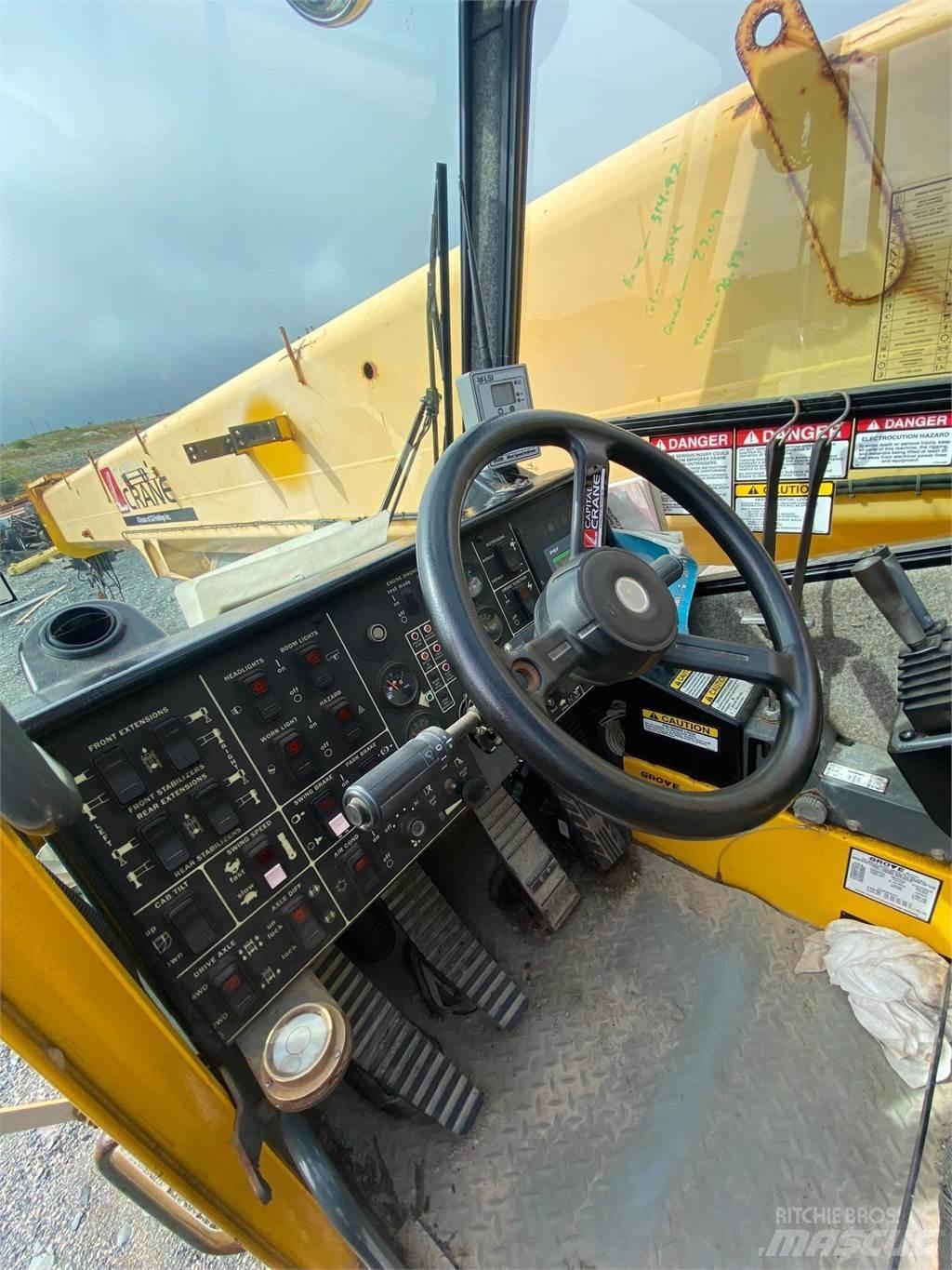 Grove RT880E автокрани всюдиходи