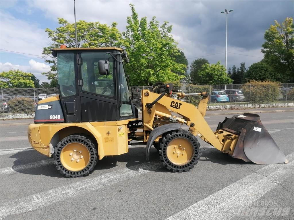 CAT 904B Інше обладнання для вантажних і землекопальних робіт