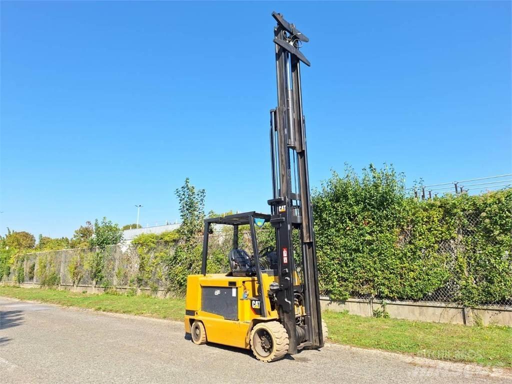 CAT EC55N Інше