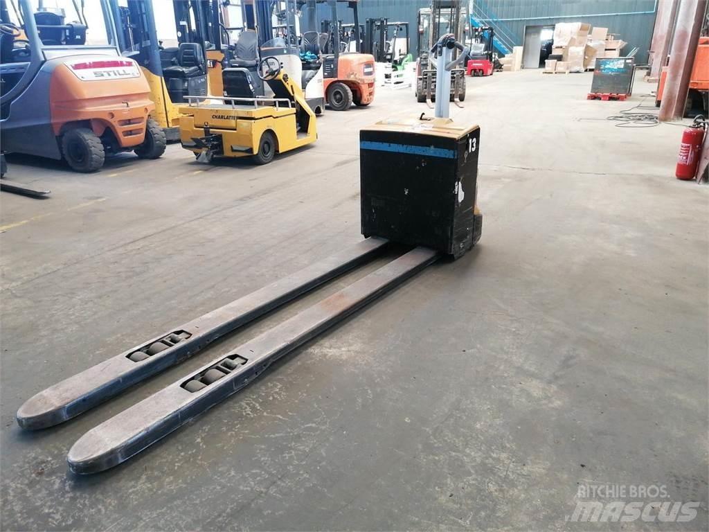 CAT NPP20N2 Ручний візок