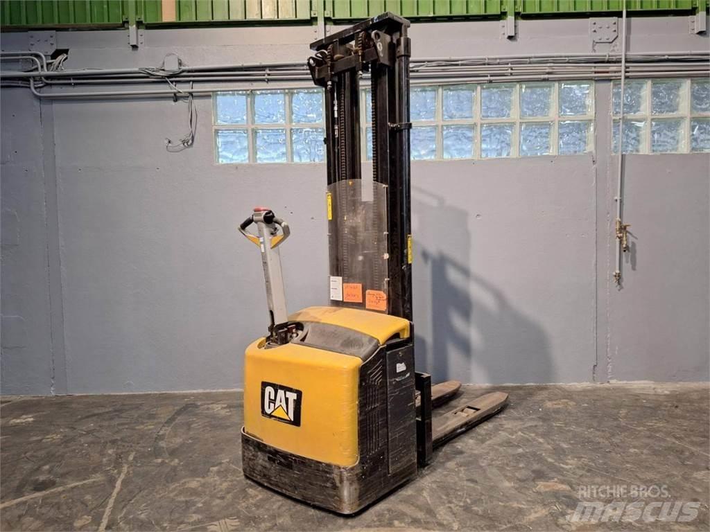 CAT NSP16N Ручний візок