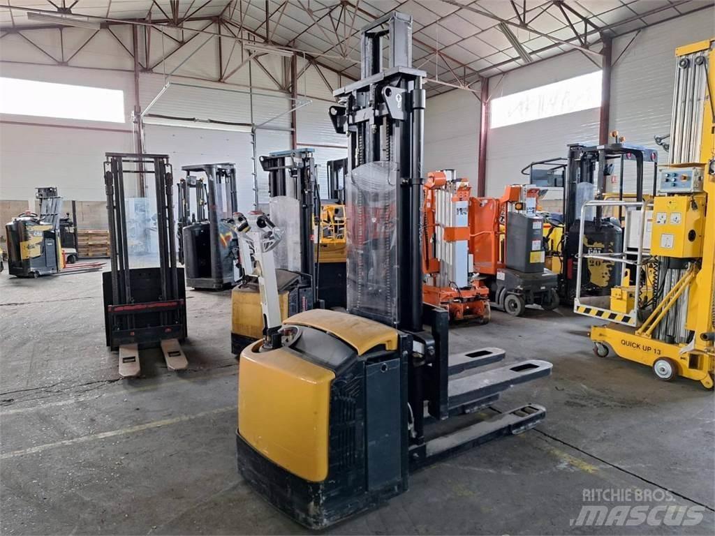 CAT NSP16NI Ручний візок
