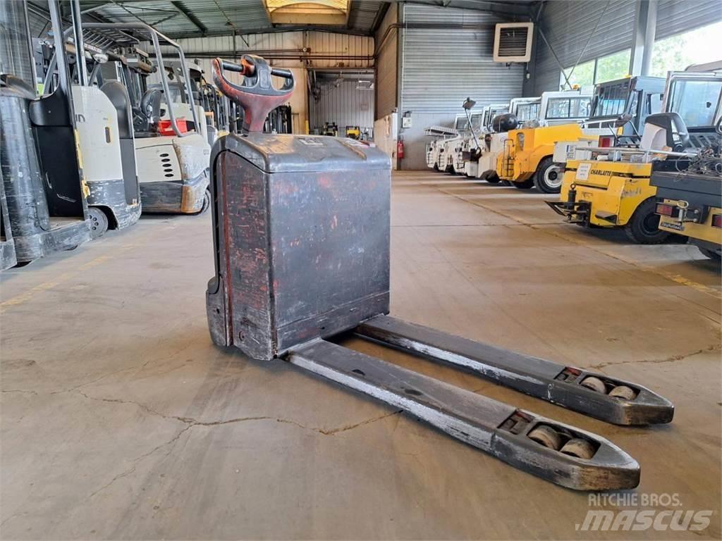 Fenwick T18 Ручний візок