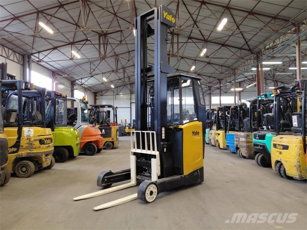 Yale MR14 Річ-трак із високим підйомом
