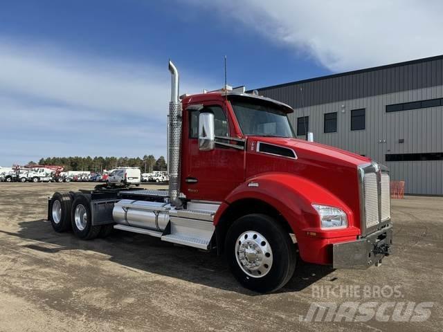 Kenworth T880 Інше