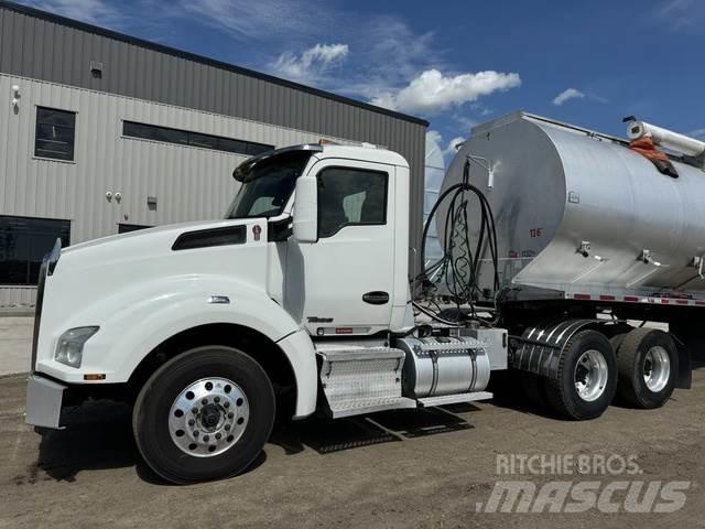 Kenworth T880 Інше