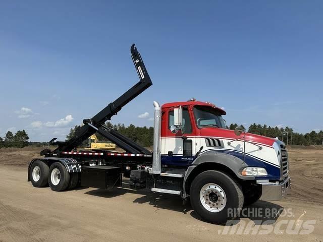 Mack GRANITE Інше