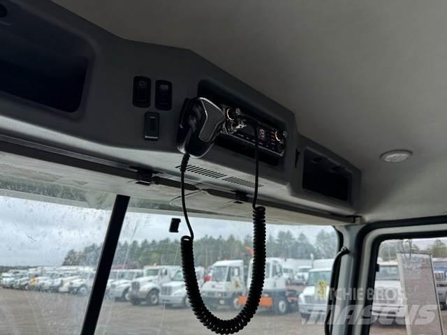 Mack GRANITE Інше