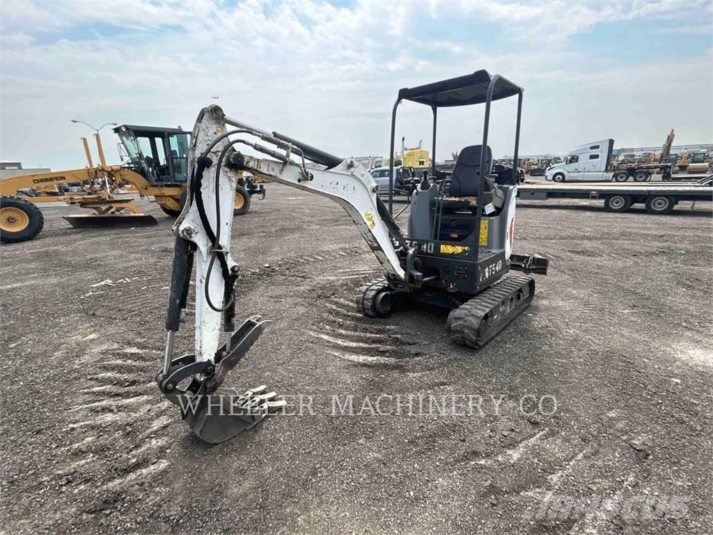 Bobcat E20 Гусеничні екскаватори