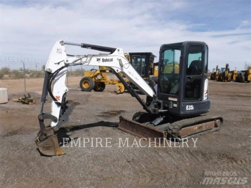 Bobcat E35 Гусеничні екскаватори