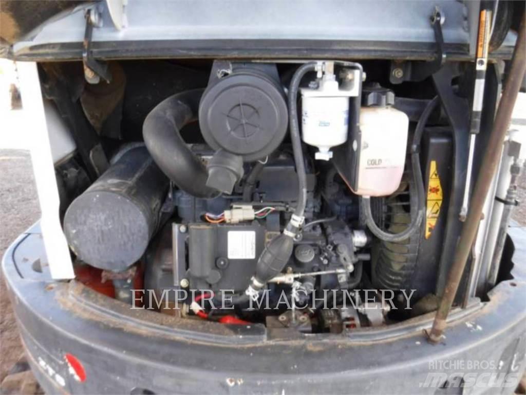 Bobcat E35 Гусеничні екскаватори