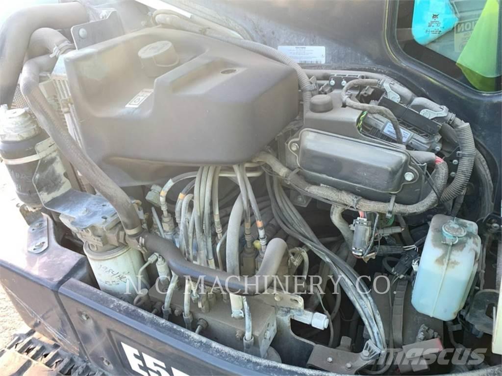 Bobcat E55 Гусеничні екскаватори