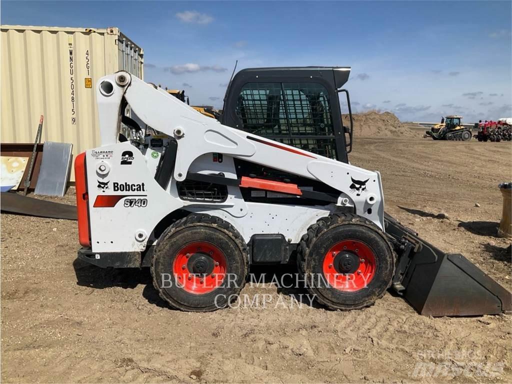 Bobcat S740 Міні-навантажувачі
