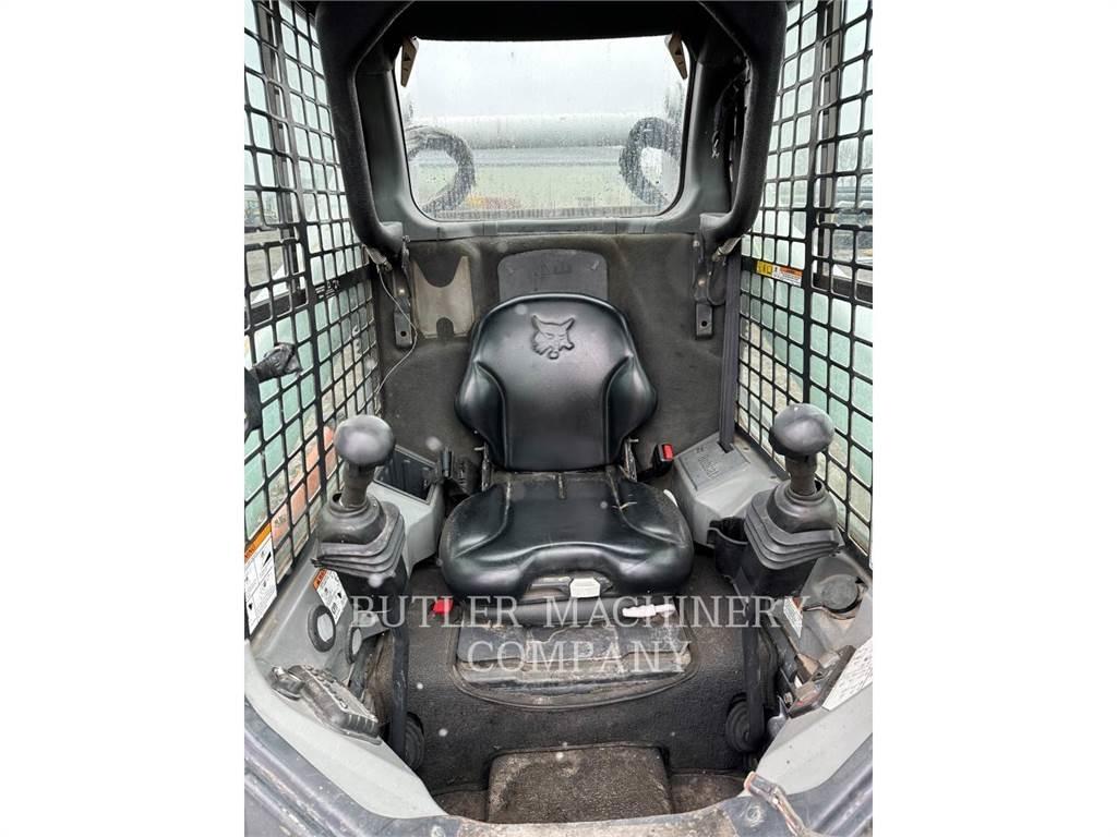 Bobcat S750 Міні-навантажувачі