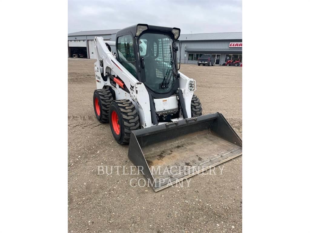 Bobcat S750 Міні-навантажувачі