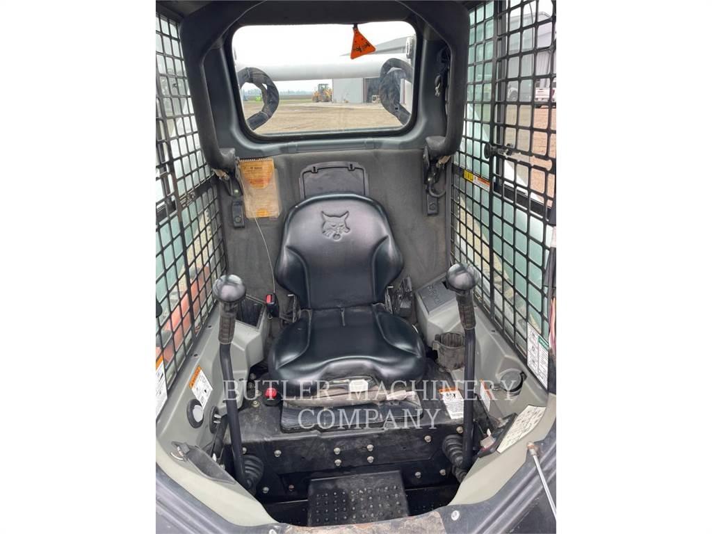 Bobcat S750 Міні-навантажувачі