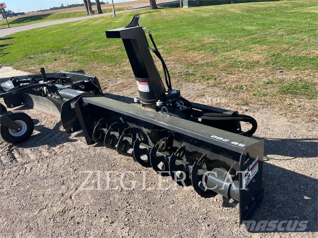 Bobcat SB200 Міні-навантажувачі