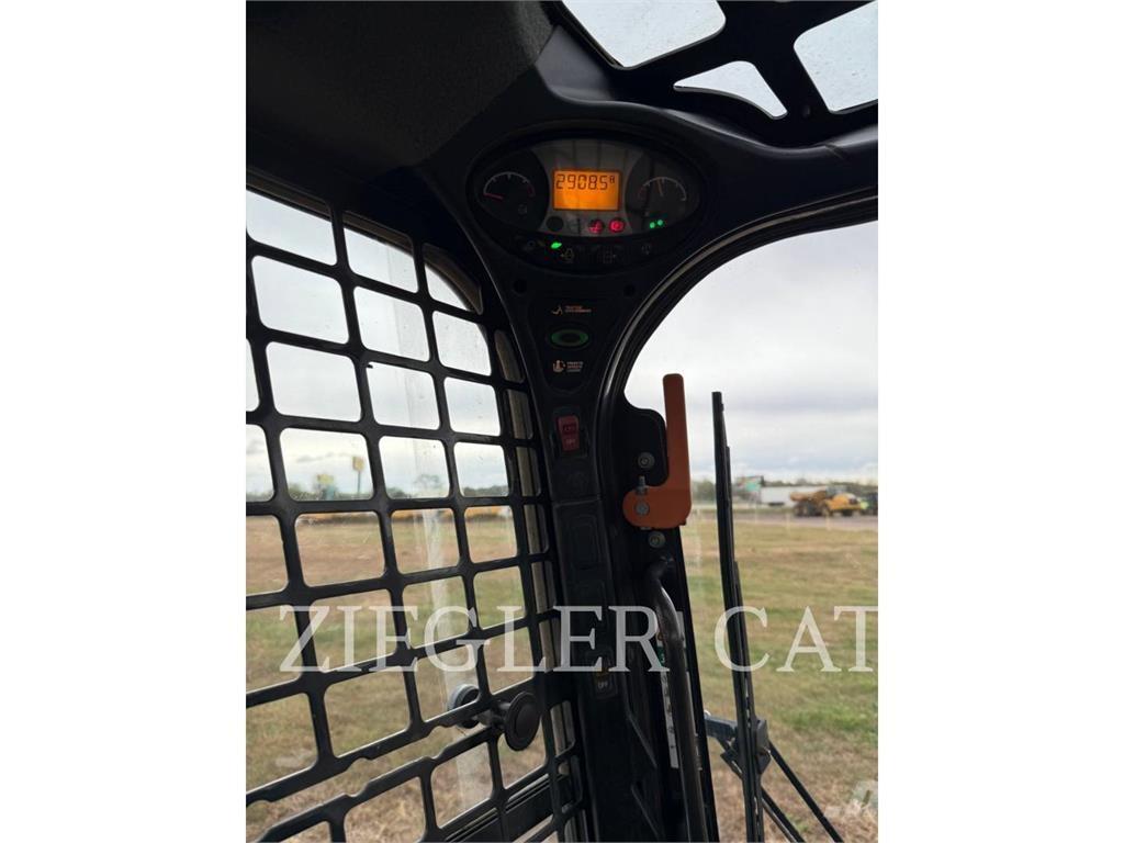 Bobcat T770 Гусеничні вантажники