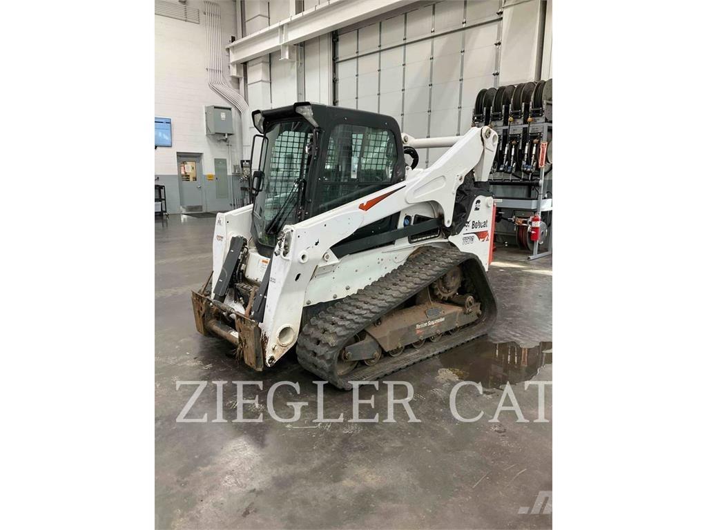 Bobcat T870 Гусеничні вантажники