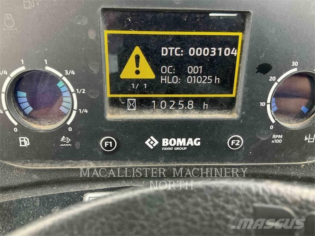 Bomag BW161 Котки тротуарні
