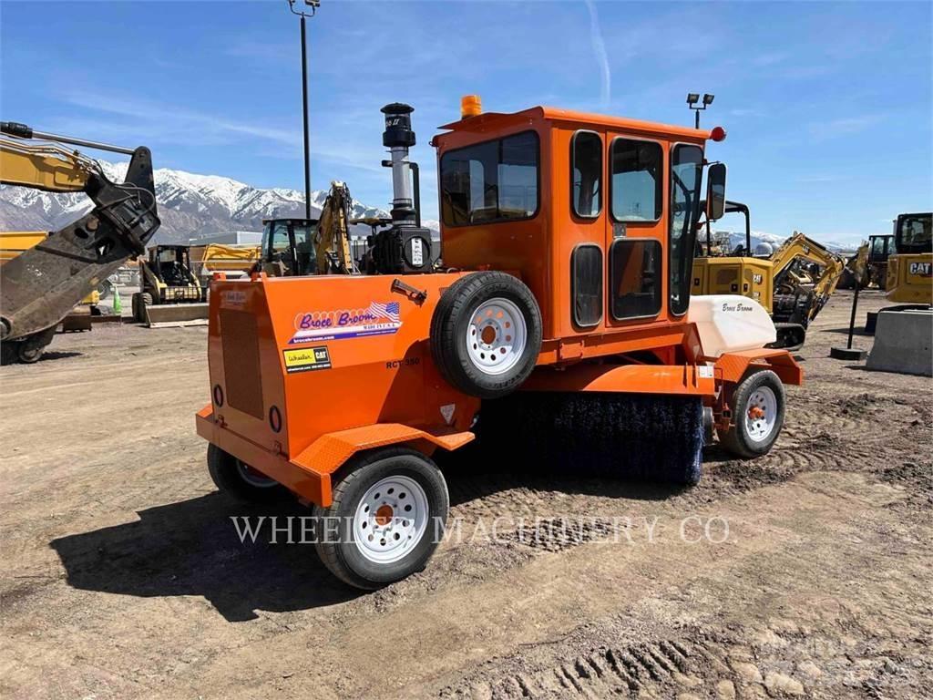 Broce BROOM 4 Підмітальні машини