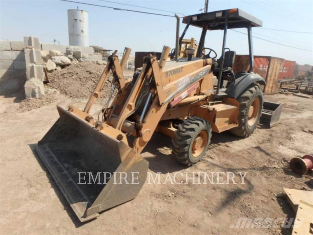 CASE 570LXT Фронтальні навантажувачі