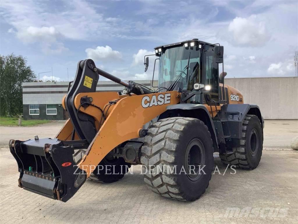 CASE 921GXR Фронтальні навантажувачі