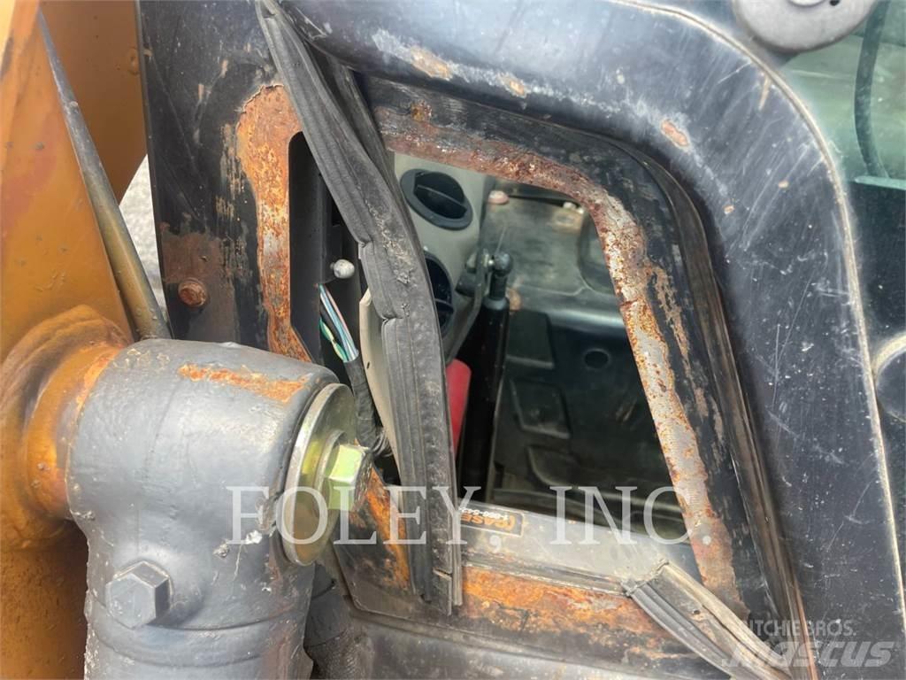 CASE SR200 Міні-навантажувачі
