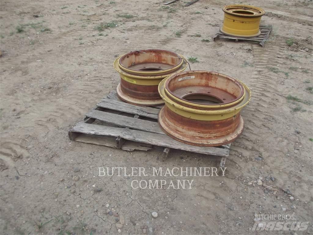 CAT 10.00X24 RIMS (2) Шини