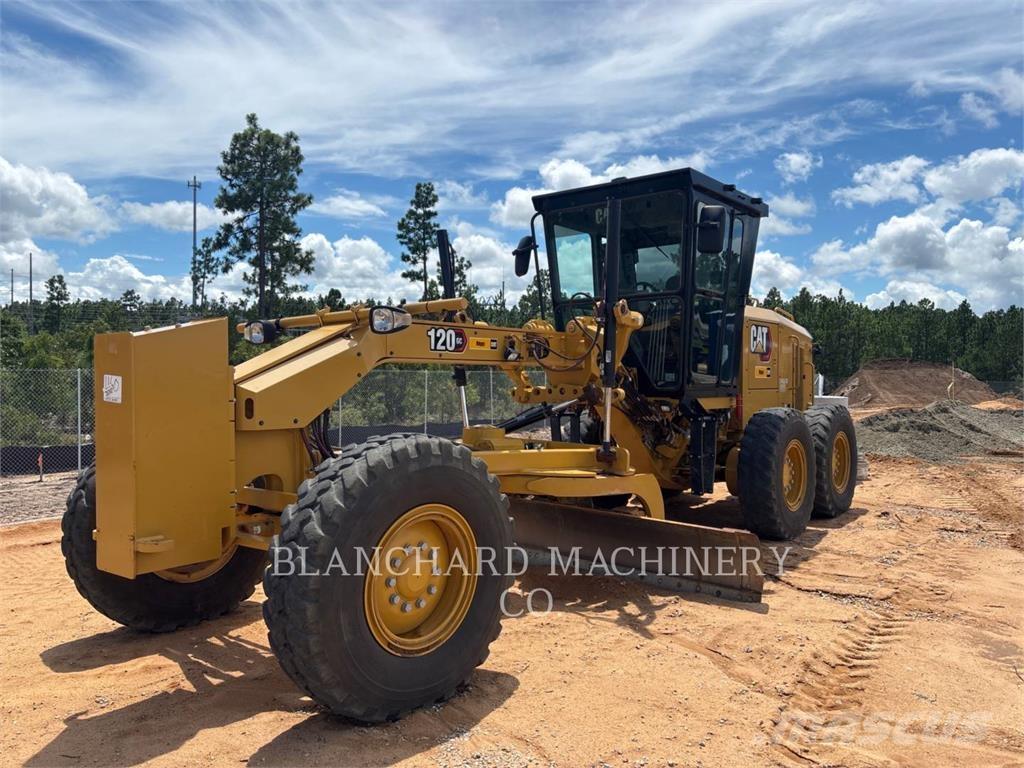 CAT 120-01GC Грейдери