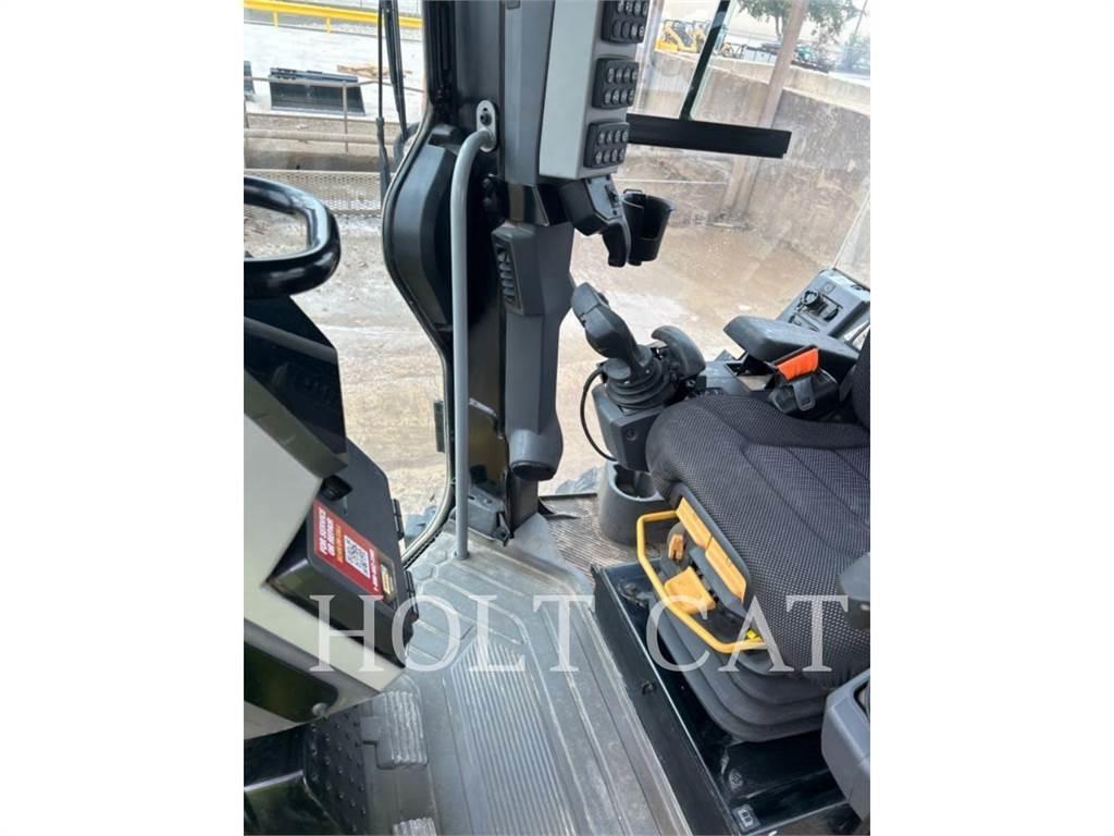 CAT 120 JOY Грейдери