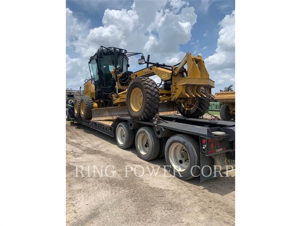 CAT 120 JOY Грейдери