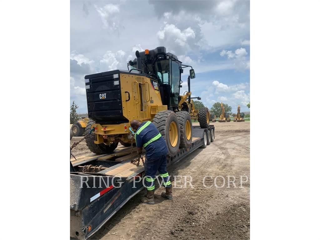 CAT 120 JOY Грейдери