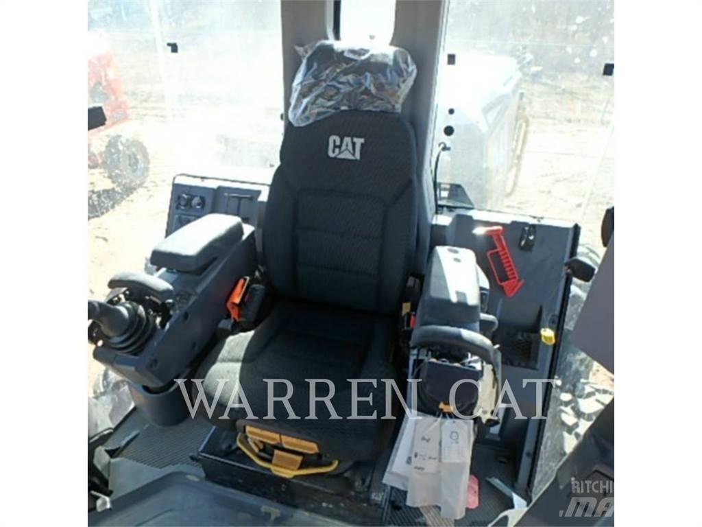 CAT 120 JY Грейдери