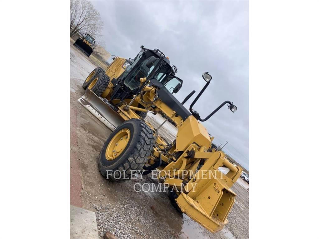 CAT 120M2AWD Грейдери