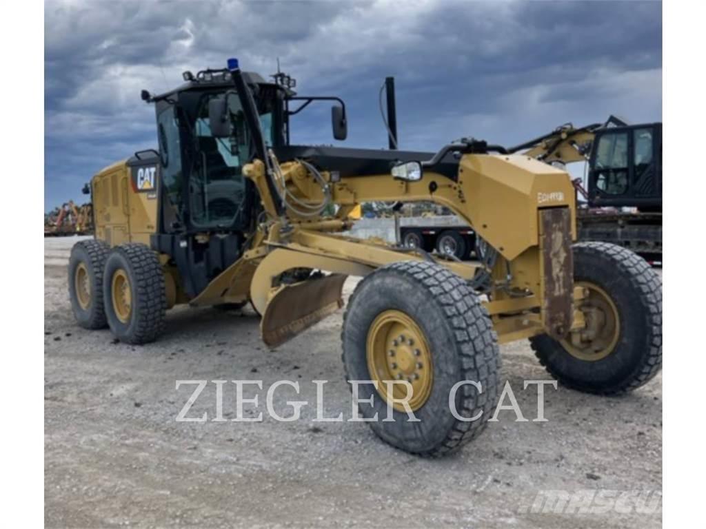 CAT 12M2 Грейдери