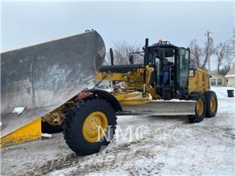 CAT 12M3 Грейдери