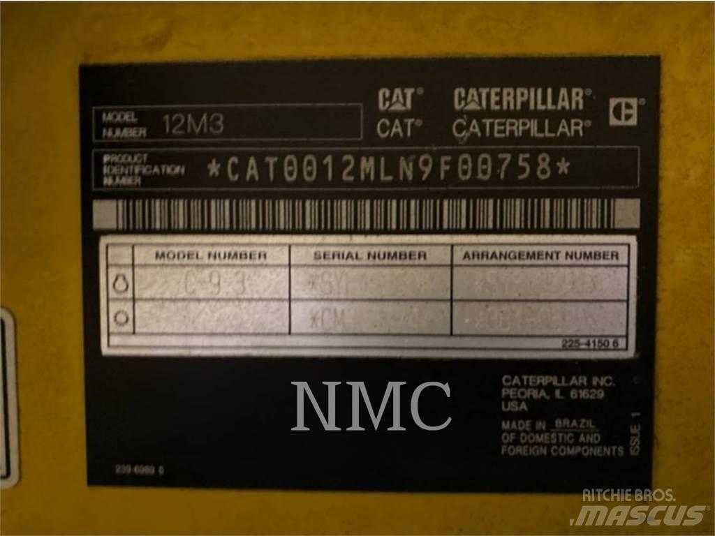 CAT 12M3 Грейдери
