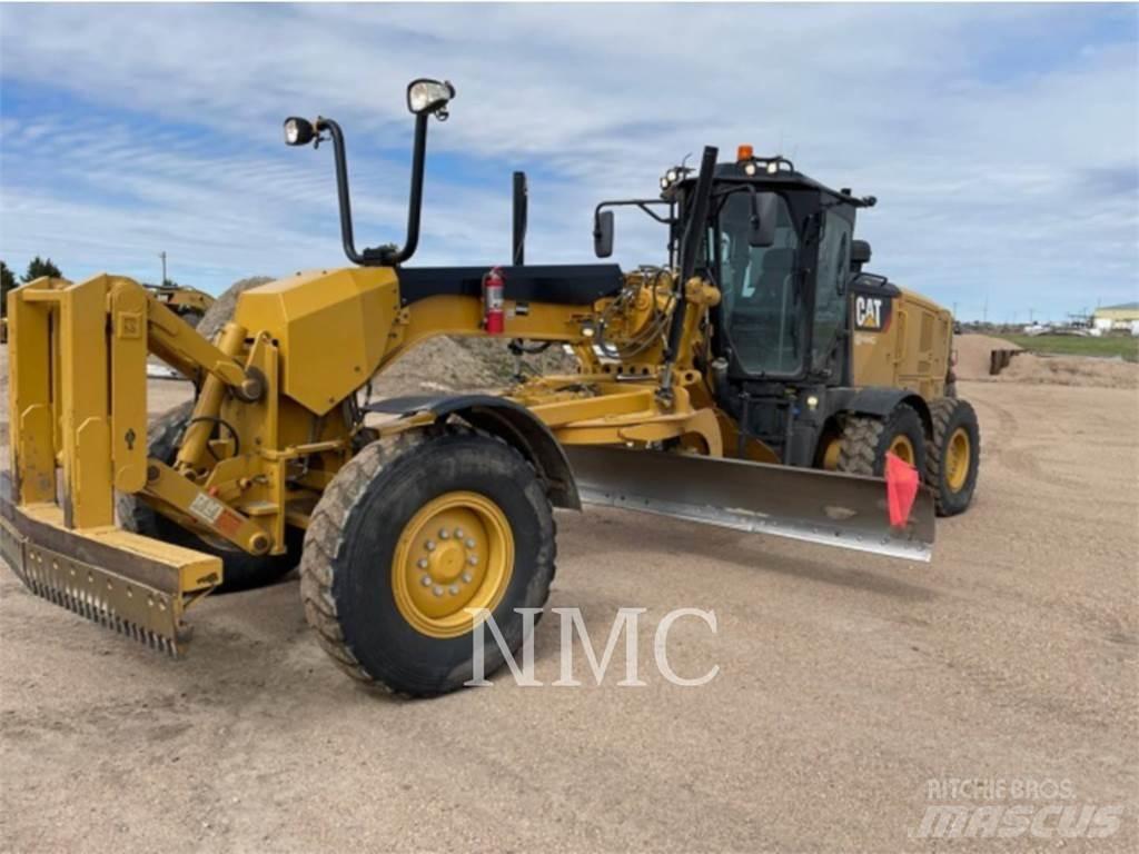 CAT 12M3 Грейдери
