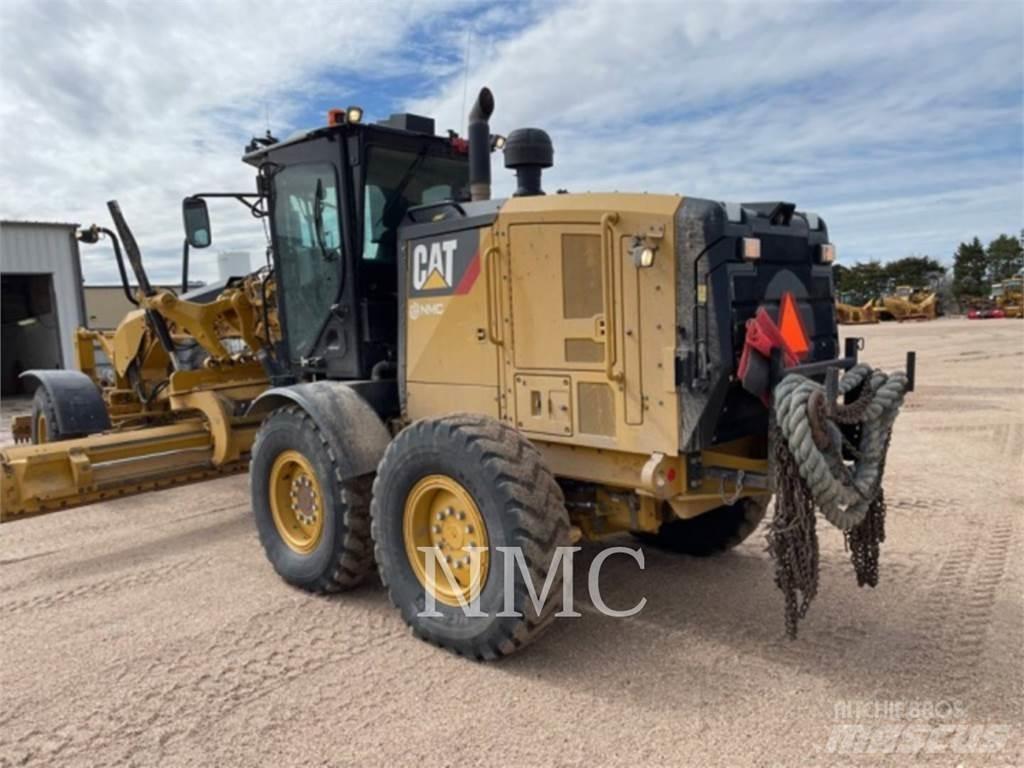 CAT 12M3 Грейдери