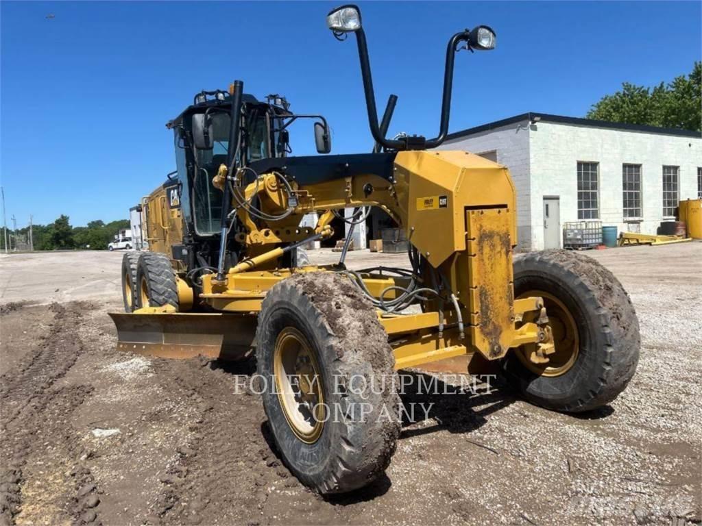 CAT 12M3 Грейдери