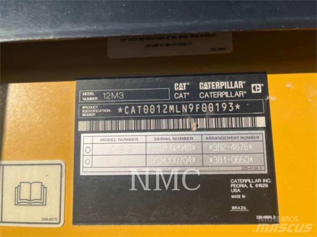 CAT 12M3 Грейдери